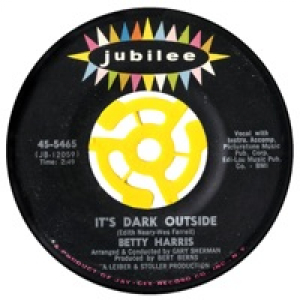 It's Dark Outside / His Kiss - Single